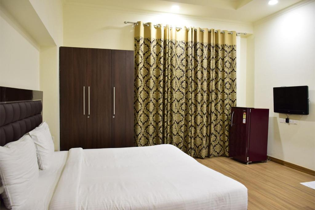 When In Gurgaon - Artemis Hospital 1 Min Walk, Fortis & Medanta 4 Mins Drive エクステリア 写真